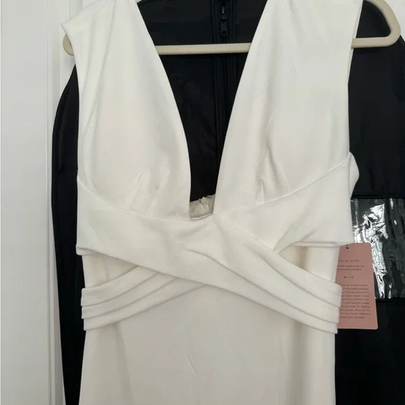 BHLDN Fira Dress Ivory. NWT - Picture 6 of 9